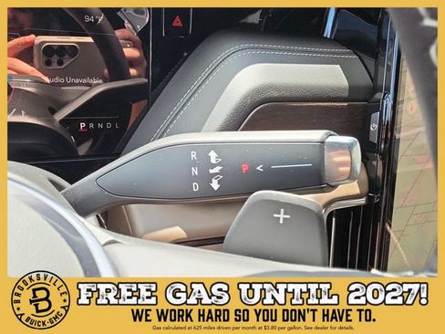 New 2026 GMC Yukon Denali Ultimate AWD/4WD image 26