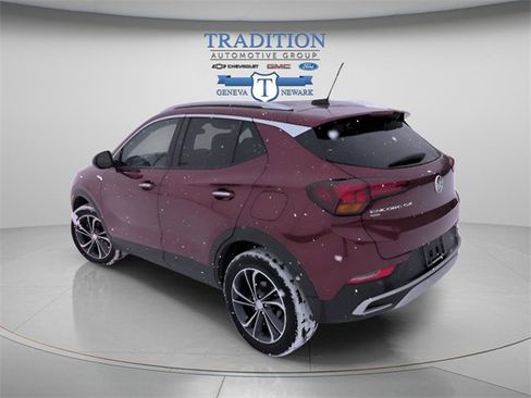 Used 2022 Buick Encore GX Select image 3