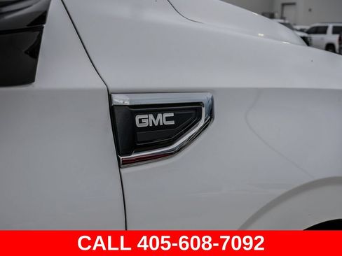 Used 2023 GMC Yukon XL SLE w/ Max Trailering Package AWD/4WD image 10