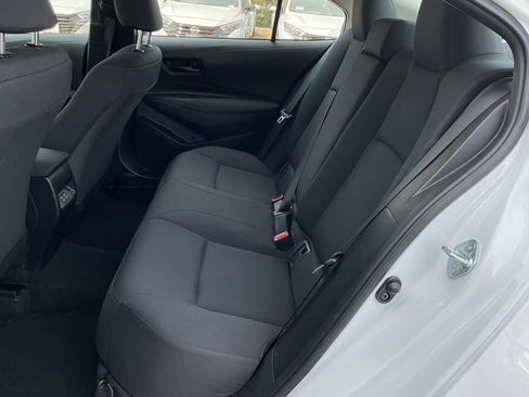 Used 2025 Toyota Corolla LE image 15