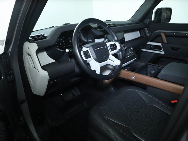 Used 2023 Land Rover Defender 110 SE AWD/4WD image 16