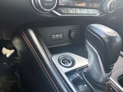 Used 2020 Nissan Sentra SR w/ Premium Package image 19