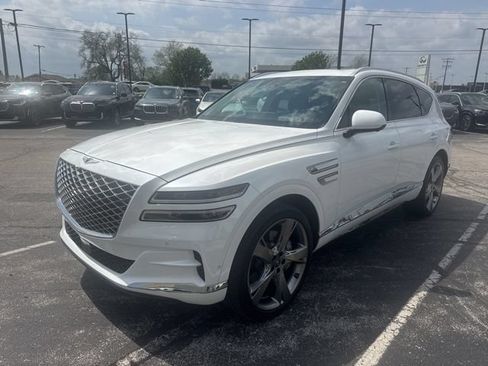 Used 2023 Genesis GV80 3.5T w/ Prestige Package AWD/4WD image 2