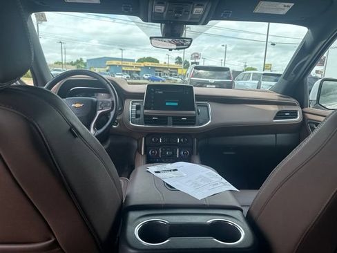 Used 2022 Chevrolet Tahoe High Country AWD/4WD image 14