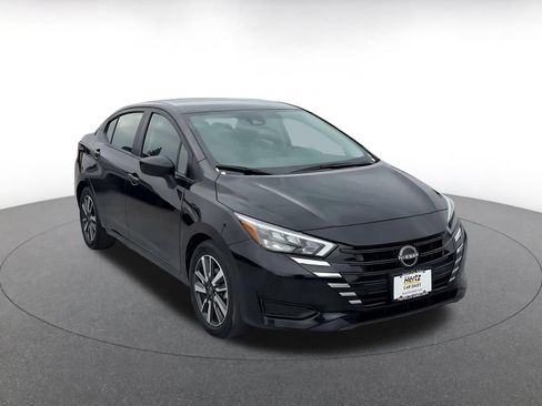 Used 2025 Nissan Versa SV FWD image 3