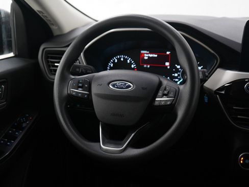 Used 2022 Ford Escape SE image 16