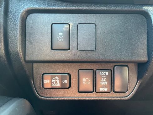 Used 2022 Toyota Tacoma TRD Sport w/ Technology Package AWD/4WD image 24