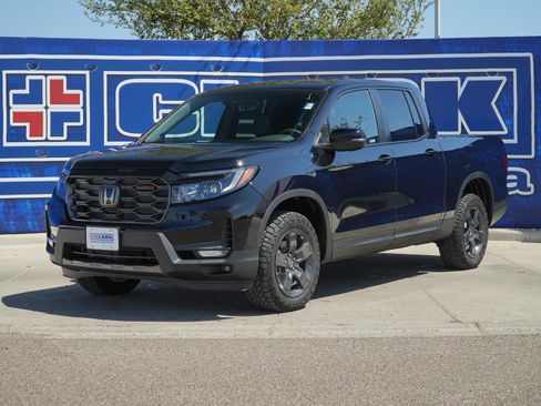 New 2026 Honda Ridgeline TrailSport image 1