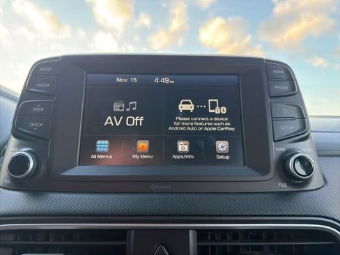 Used 2021 Hyundai Kona SE image 19