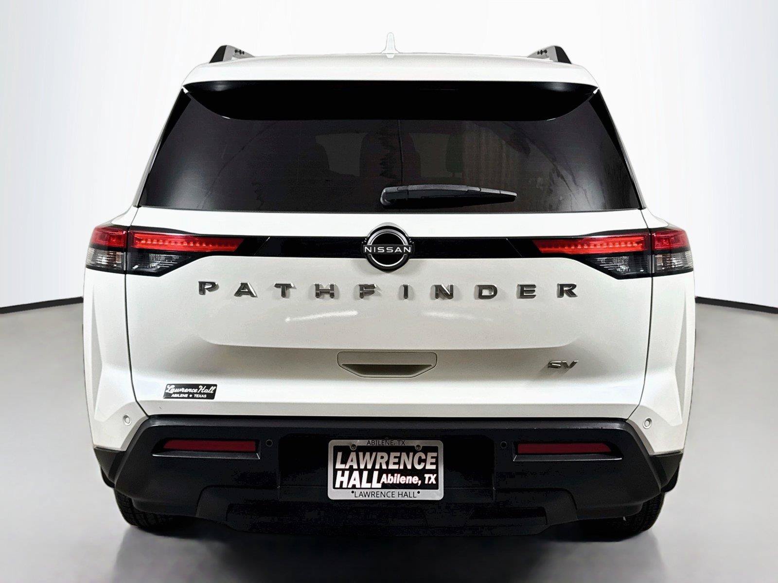 Used 2022 Nissan Pathfinder SV FWD image 5