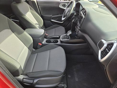 Certified 2024 Kia Soul LX w/ Option Group 015 image 16