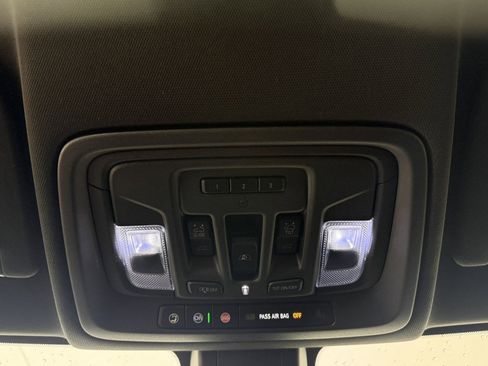 Used 2020 GMC Sierra 1500 AT4 w/ AT4 Premium Package image 23