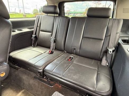 Used 2013 GMC Yukon XL Denali image 11