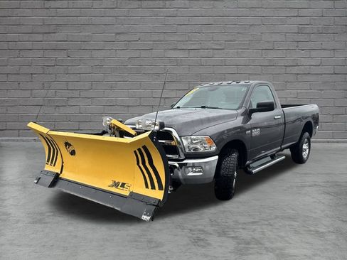 Used 2018 RAM 2500 SLT w/ Popular Equipment Group AWD/4WD image 3
