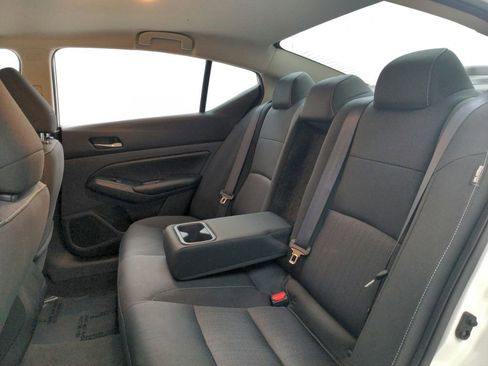 Used 2022 Nissan Altima SV image 23