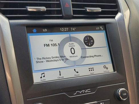 Used 2019 Ford Fusion SEL image 23