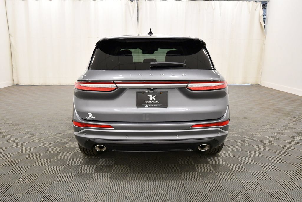 Used 2024 Lincoln Corsair AWD w/ Equipment Group 101A image 6