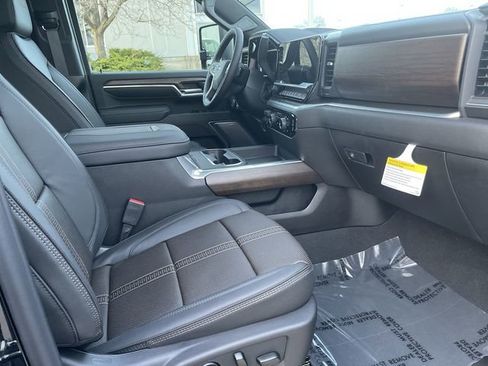 New 2026 Chevrolet Silverado 2500 High Country w/ High Country Premium Package AWD/4WD image 17
