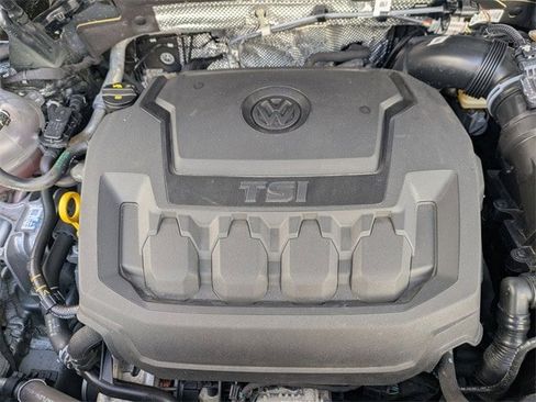 Used 2024 Volkswagen Tiguan SE image 20