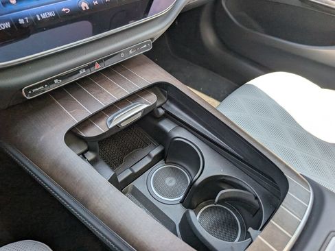 Certified 2025 Mercedes-Benz E 350 4MATIC Sedan image 21