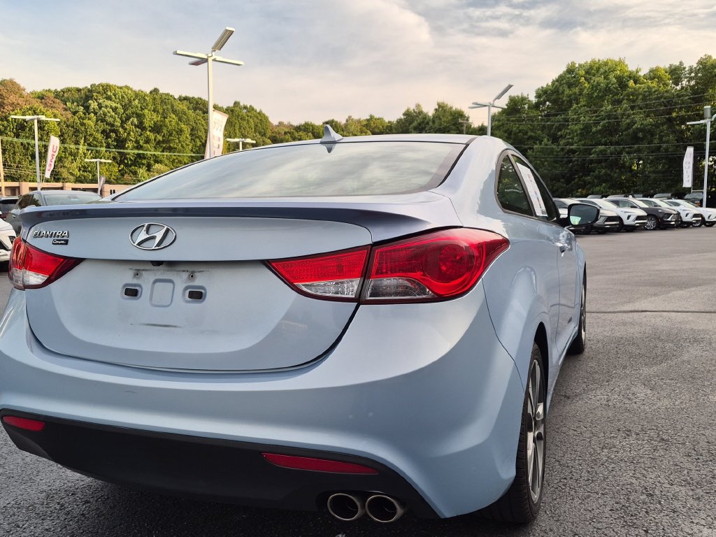 Used 2013 Hyundai Elantra SE w/ Technology Pkg FWD image 7