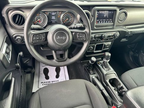 Used 2023 Jeep Wrangler Sport AWD/4WD image 17