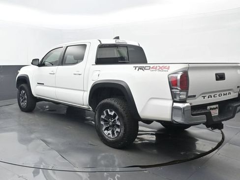 Used 2023 Toyota Tacoma TRD Off-Road w/ Black Out Package (TMS) AWD/4WD image 3