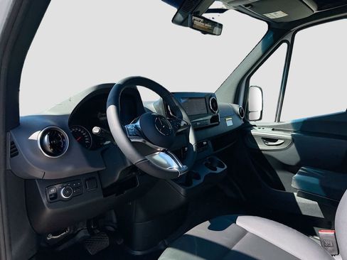 New 2026 Mercedes-Benz Sprinter 2500 image 10