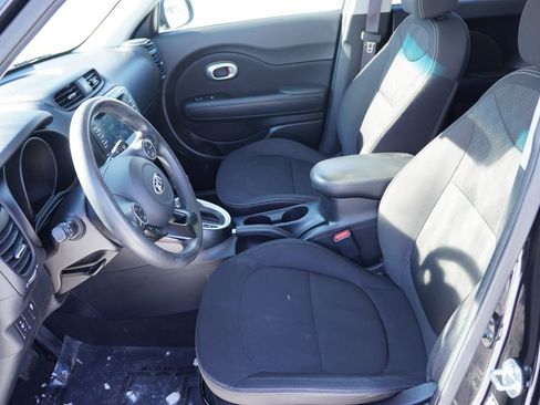 Used 2018 Kia Soul w/ Convenience Package image 15