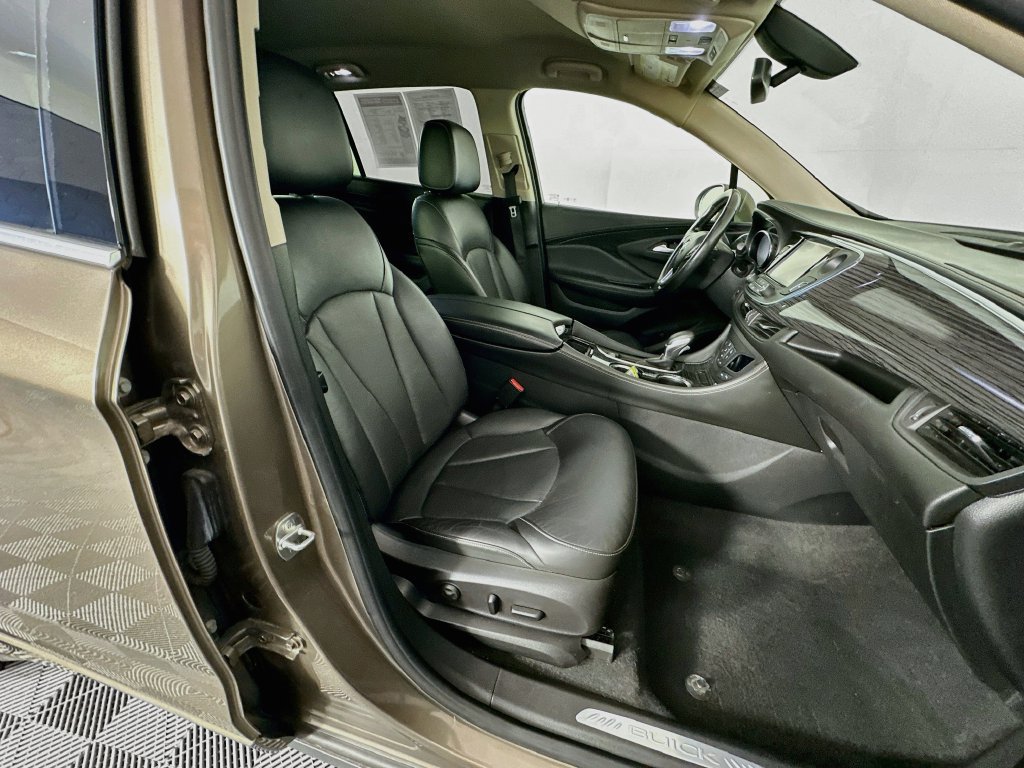 Used 2017 Buick Envision Essence FWD image 36
