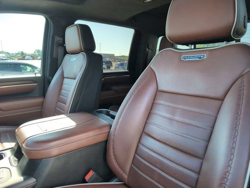 Used 2024 GMC Sierra 2500 Denali Ultimate AWD/4WD image 15