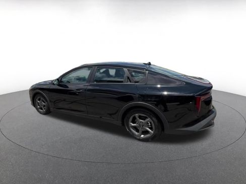 Used 2025 Kia K4 FWD image 8