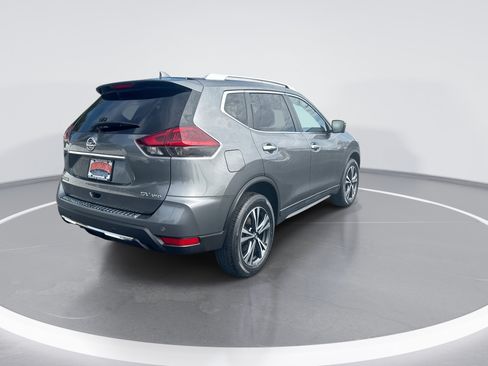 Used 2020 Nissan Rogue SV w/ Premium Package AWD/4WD image 4