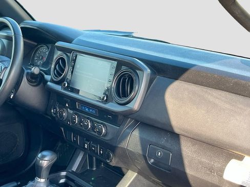 Used 2023 Toyota Tacoma TRD Sport AWD/4WD image 27