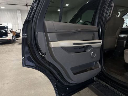 Used 2019 Ford Expedition XLT AWD/4WD image 27