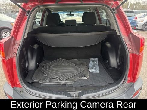 Used 2015 Toyota RAV4 LE AWD/4WD image 11