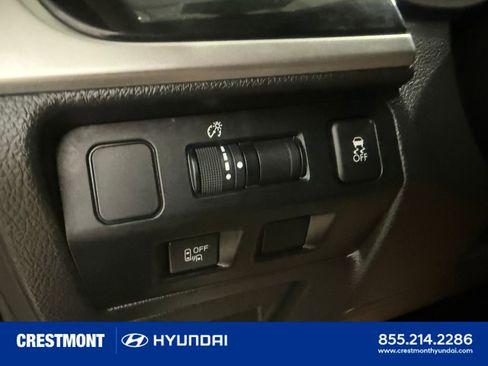 Used 2017 Subaru Crosstrek 2.0i Limited AWD/4WD image 36