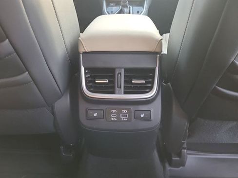 Certified 2025 Subaru Outback Limited AWD/4WD image 22