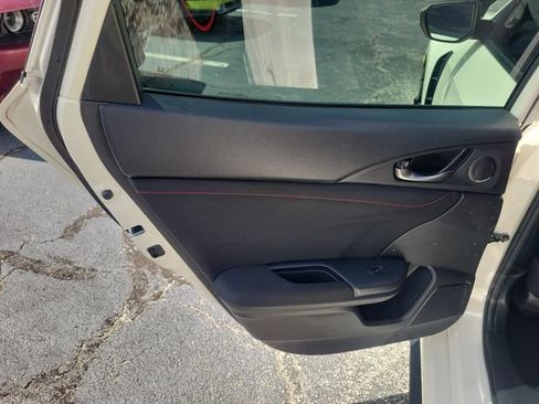 Used 2019 Honda Civic Type R image 12