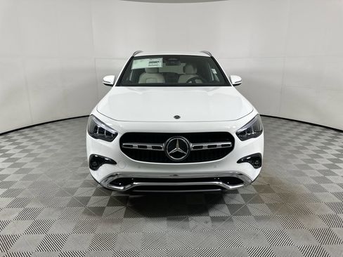 Used 2025 Mercedes-Benz GLA 250 4MATIC image 3