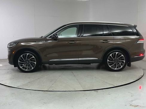 Used 2022 Lincoln Aviator Reserve w/ Equipment Group 201A AWD/4WD image 5