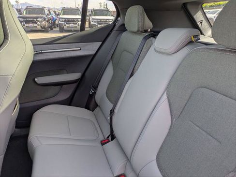 New 2026 Volvo EX30 Plus w/ Protection Package Premier AWD/4WD image 12