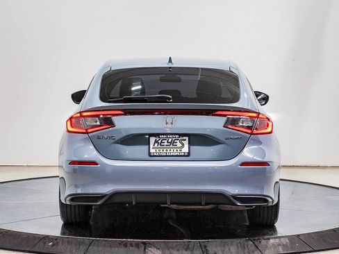 Used 2024 Honda Civic Sport image 3