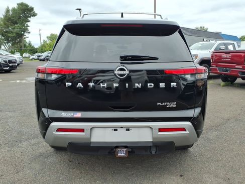 Used 2023 Nissan Pathfinder Platinum AWD/4WD image 4