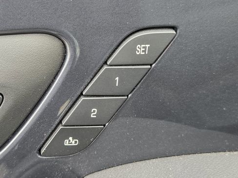 Used 2024 Chevrolet Blazer RS w/ Enhanced Convenience Package image 6