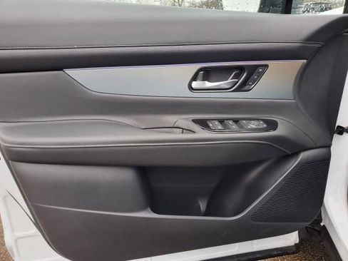 New 2025 Nissan Murano SL image 15