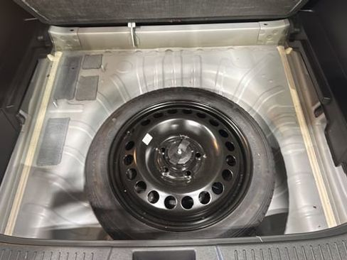 Used 2024 Chevrolet Trax LS w/ LS Convenience Package image 25