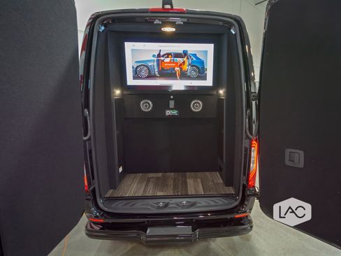 Used 2024 Mercedes-Benz Sprinter 3500 image 8