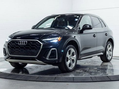 Used 2022 Audi Q5 2.0T Prestige w/ Prestige Package image 6