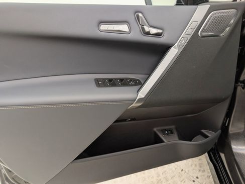 New 2026 BMW iX xDrive60 w/ M Sport Package image 21